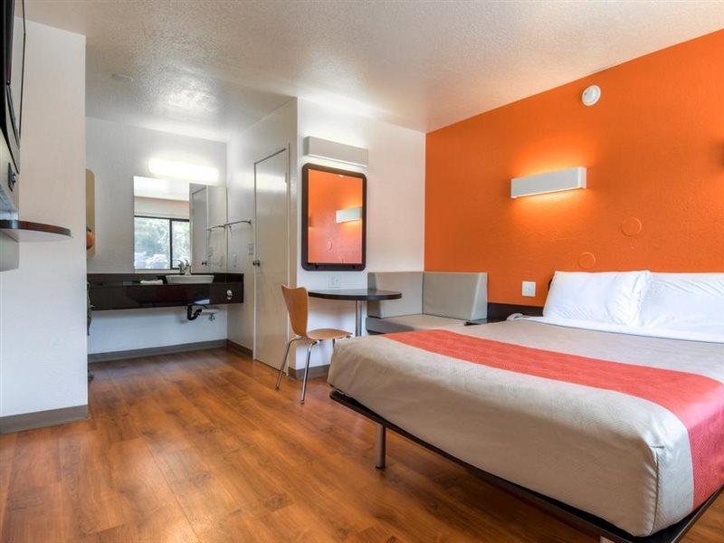 Motel 6-San Diego, Ca - Hotel Circle - Mission Valley Exterior photo